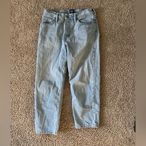 BDG Light Wash Bow Fit 29 x 30